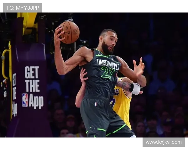 森林狼阵容发展受限交易与换帅难解困境需重建新局面